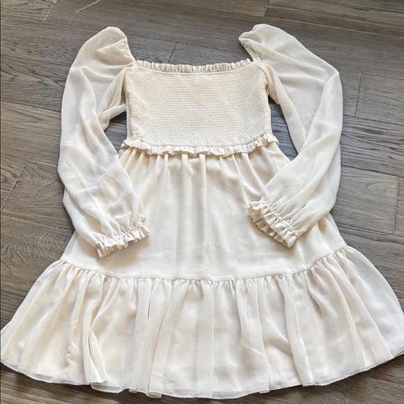 Wilfred | Aritzia Tempest Mini Dress Smocked Chiffon in Light Birch Size XS - Picture 5 of 13